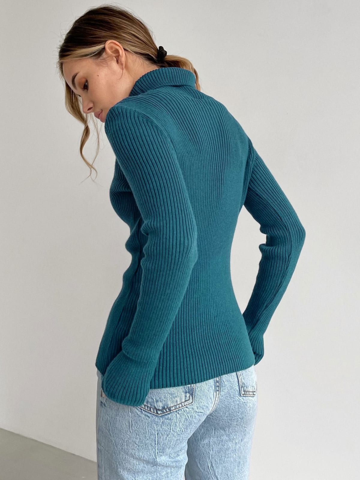 Annecy Ribbed Turtleneck Sweater