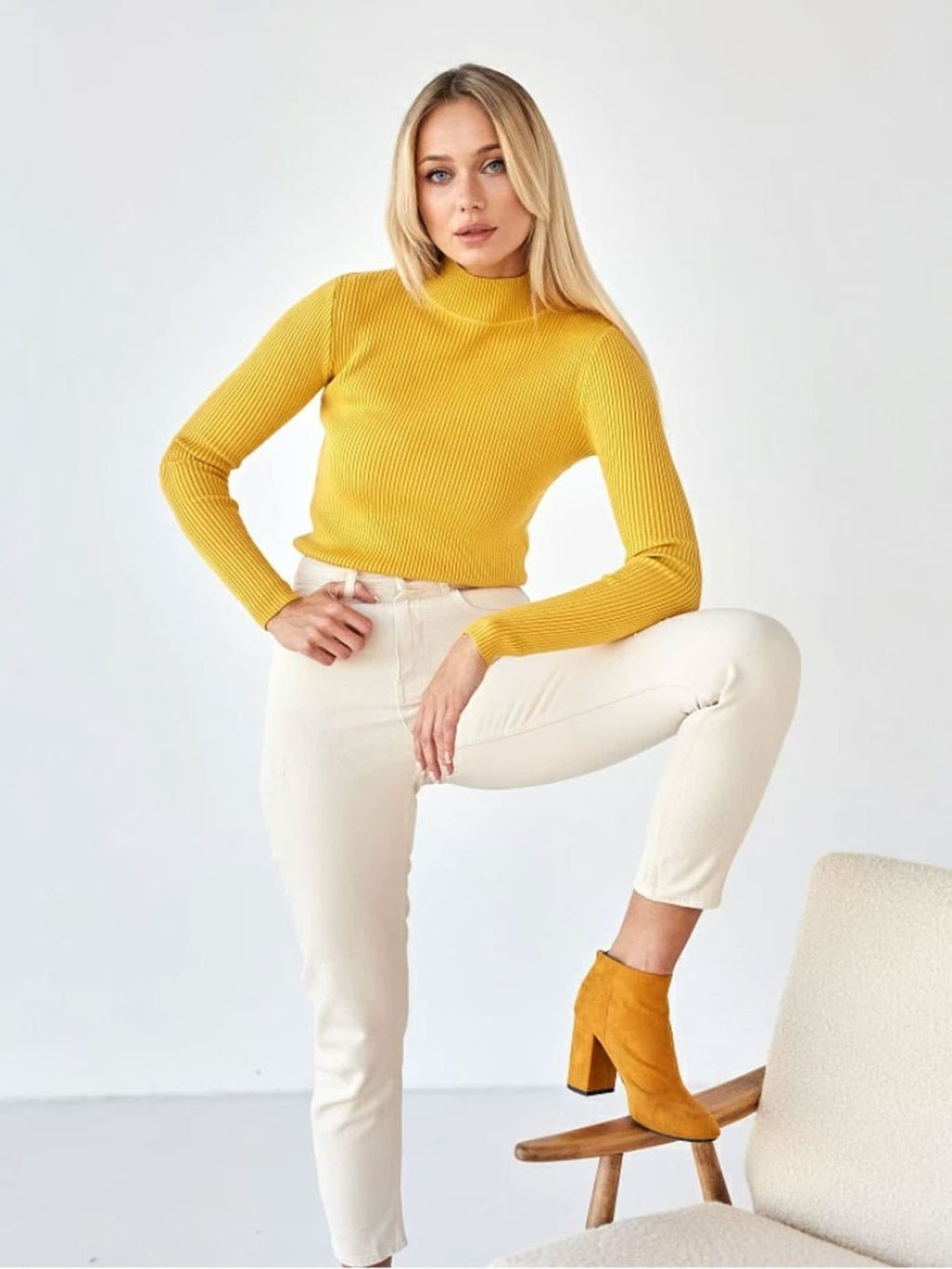 Barolo Ribbed Mock Neck Sweater