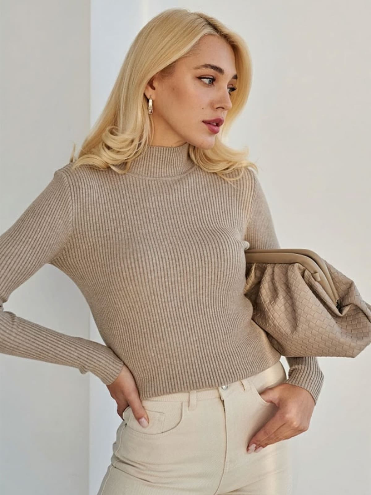Barolo Ribbed Mock Neck Sweater