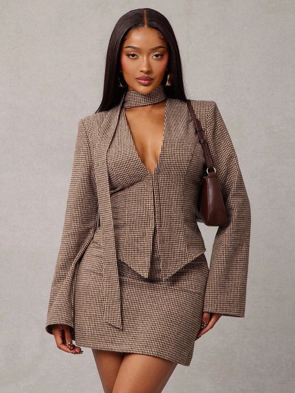Arezzo Plaid V-Neck Set