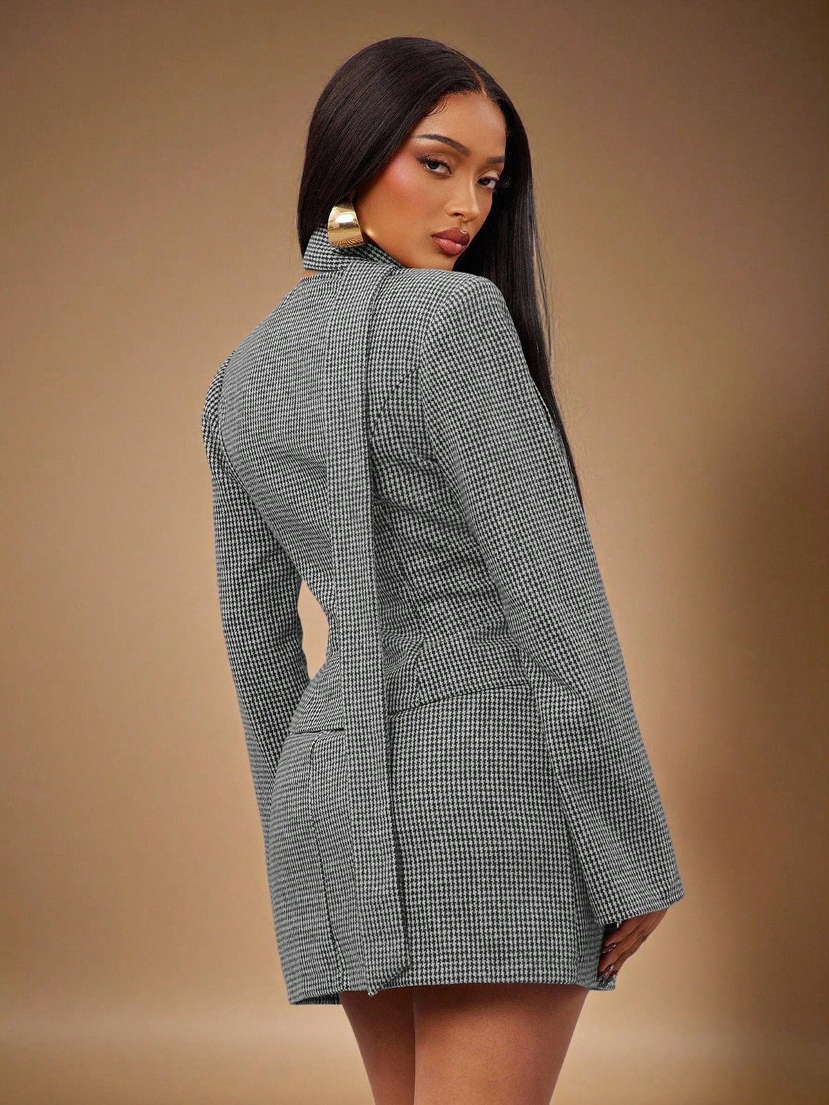 Arezzo Plaid V-Neck Set