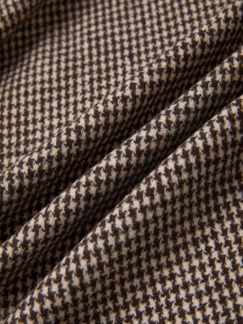 Arezzo Plaid V-Neck Set