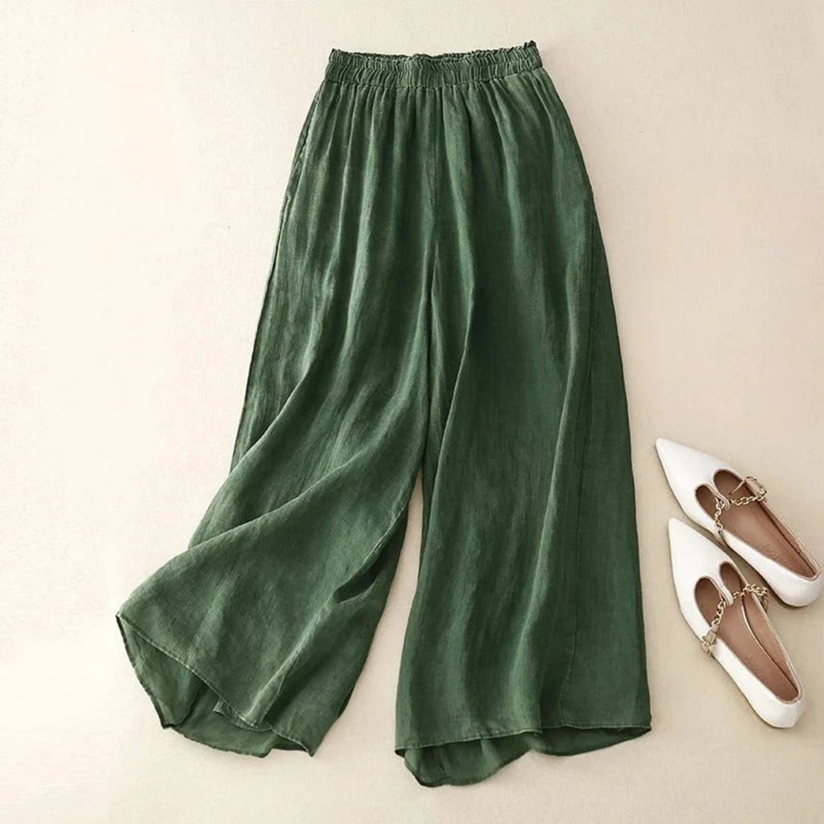 Loose waistband pants with straight leg and breathable fabric.