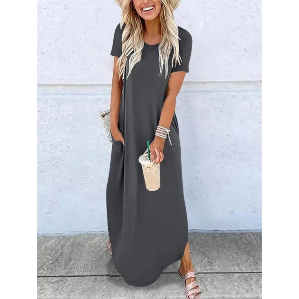 Relaxed round neck maxi dress with light fabric