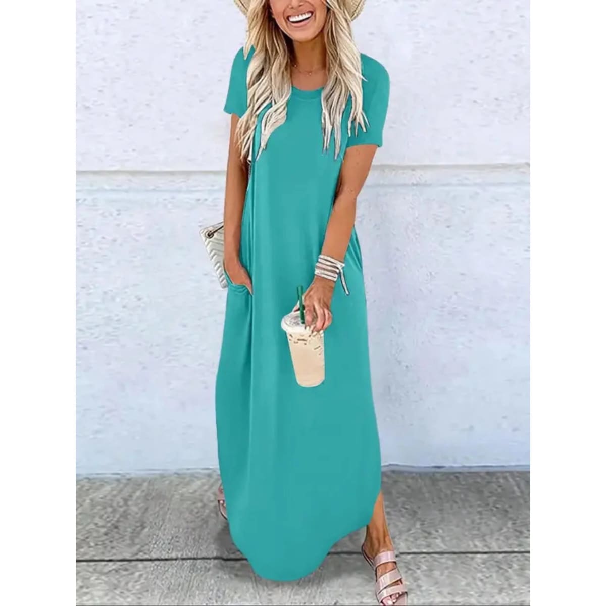 Relaxed round neck maxi dress with light fabric