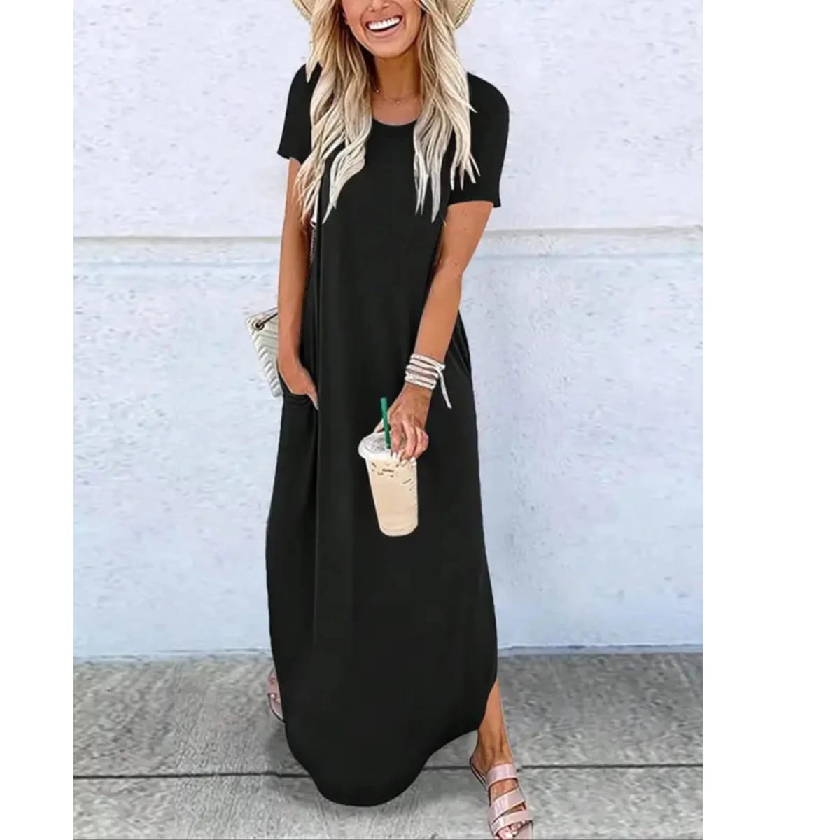 Relaxed round neck maxi dress with light fabric