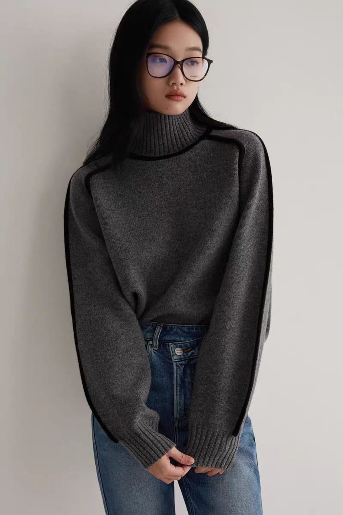 Gordes Oversized Turtleneck Sweater