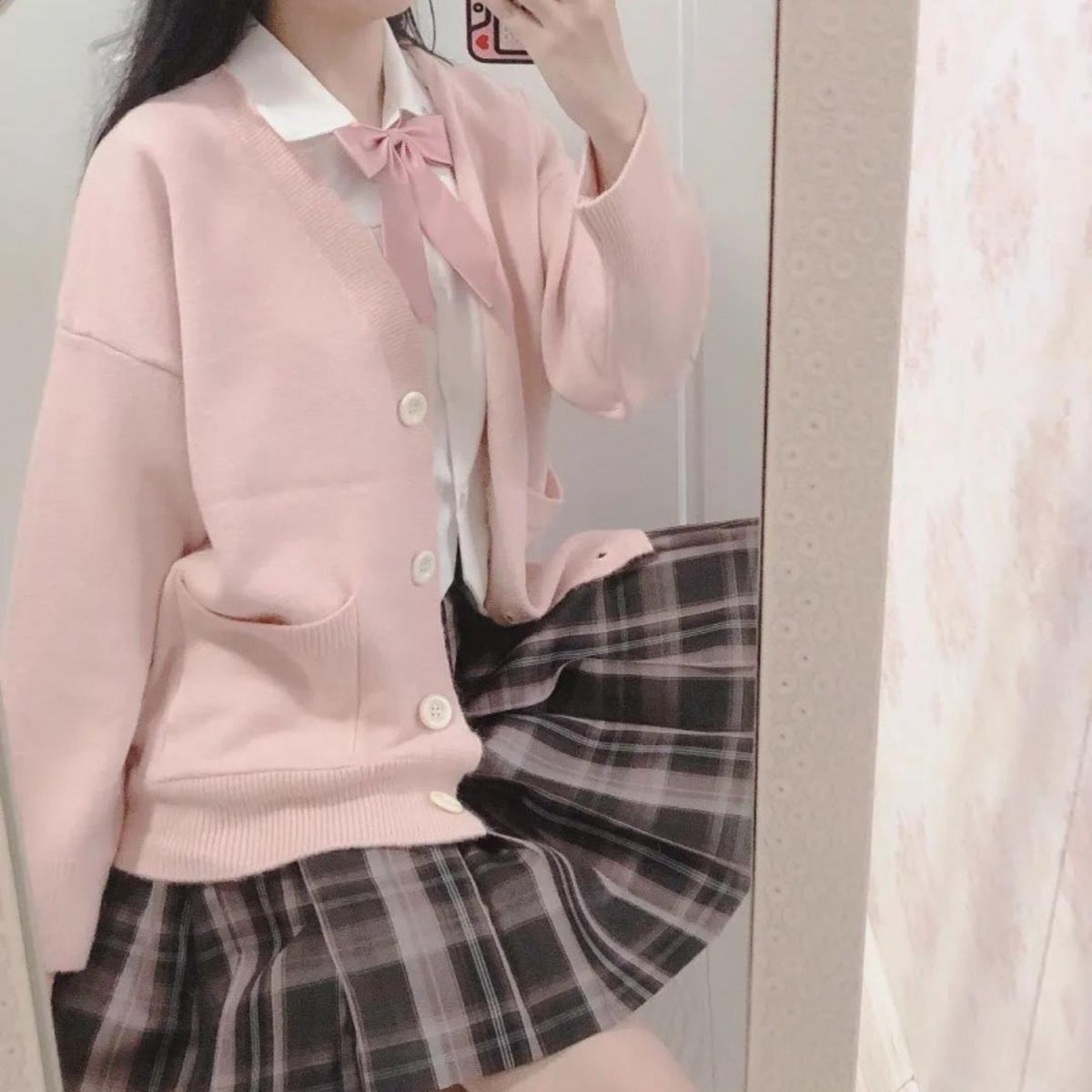 Gordes Oversized V-Neck Cardigan Sweater