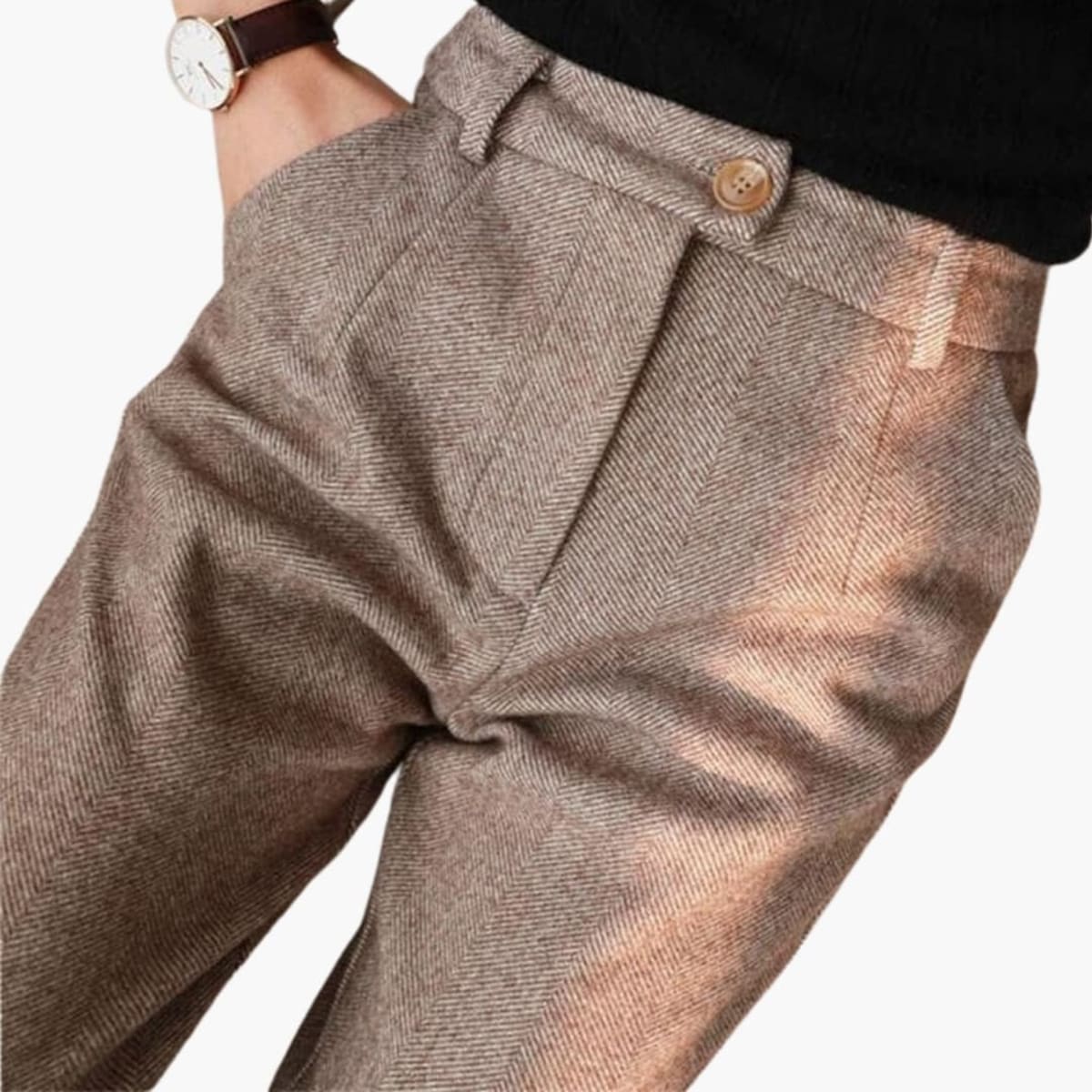 Tailored pants with a refined silhouette and high-waisted fit.