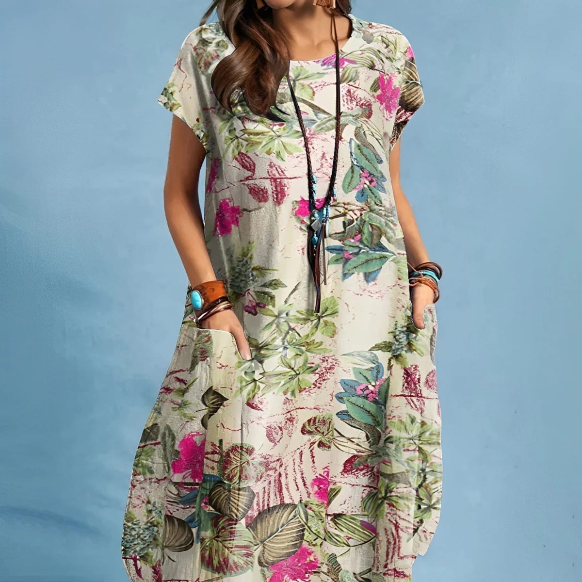 Knee-length elegant dress with refined detailing and silhouette.