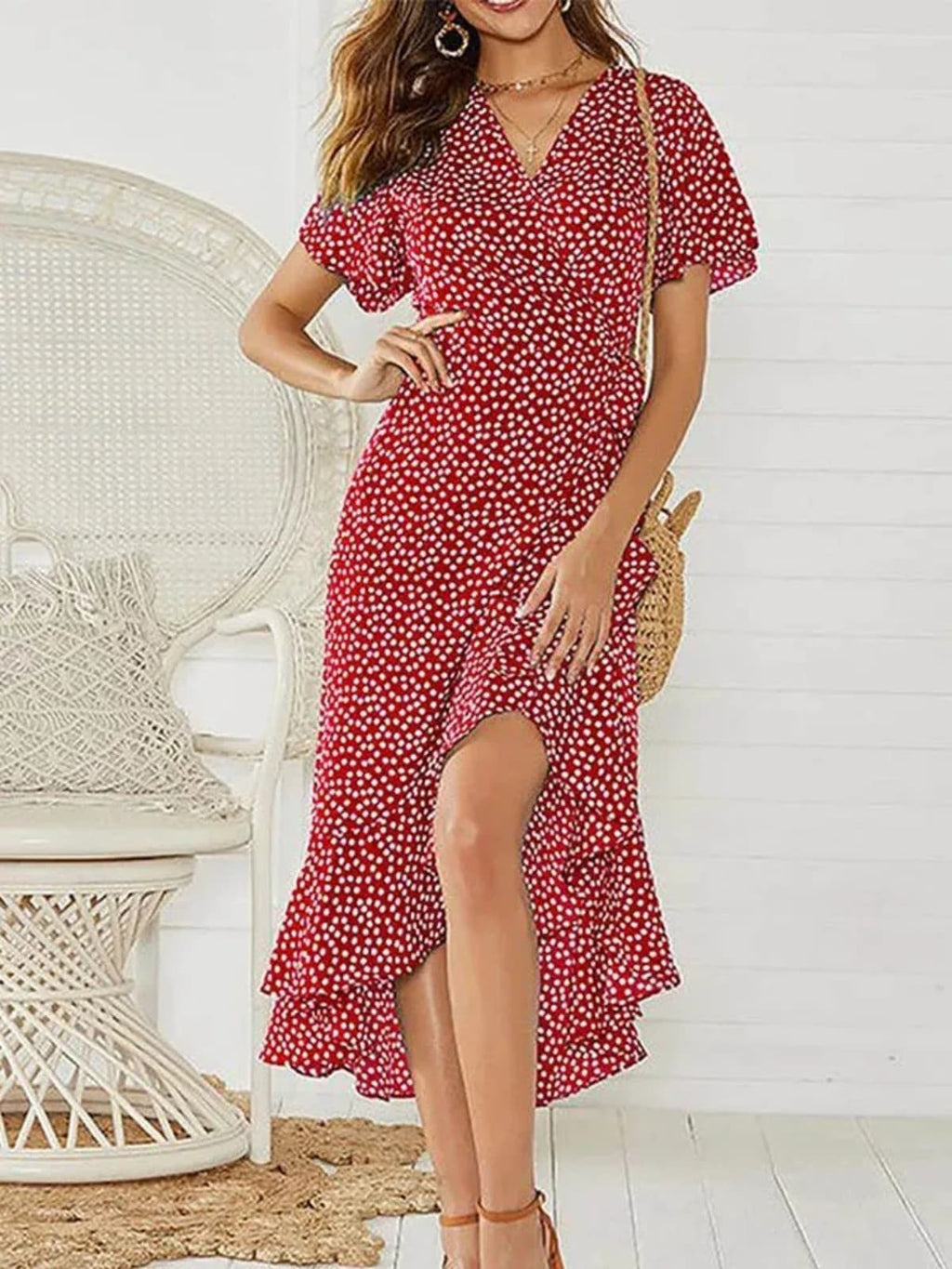 Maxi dress with V-neckline and ruffle accents for summer.